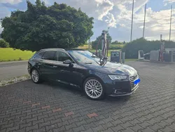 Blau Gebraucht 2016 Audi A4 Ambiente Kombi | 18.800 € (Guter Preis)
