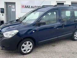 Blau Gebraucht 2017 Dacia Dokker Ambiance Van | 10.790 € (Fairer Preis)