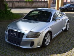 Lichtsilber metallic Gebraucht 1999 Audi TT Coupé | 2.999 € (Superpreis)