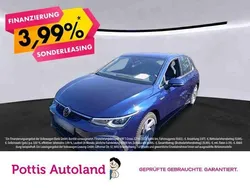 Blau Gebraucht 2022 VW Golf VIII GTD Limousine | 28.443 € (Guter Preis)