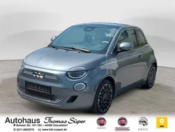 Grau Gebraucht 2022 Fiat 500e La Prima Kleinwagen | 18.700 € (Fairer Preis)
