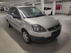 Silber Gebraucht 2006 Ford Fiesta Fun X Kleinwagen | 1.499 € (Fairer Preis)