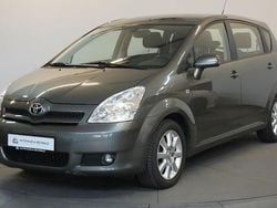 Grau Gebraucht 2007 Toyota Corolla Verso Executive Van / Kleinbus | 8.490 € (Teuer)