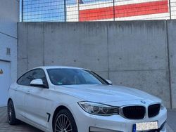 Weiß Gebraucht 2015 BMW 320 Gran Turismo Sport Line Limousine | 14.700 € (Fairer Preis)