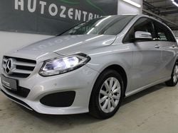 Polarsilber Gebraucht 2015 Mercedes B200 Van / Kleinbus | 13.990 € (Guter Preis)