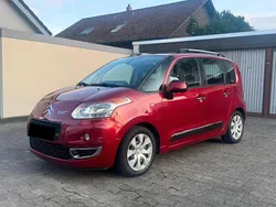 Rot Gebraucht 2010 Citroën C3 Picasso Van / Kleinbus | 1.800 € (Superpreis)