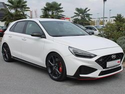 Weiß Gebraucht 2022 Hyundai i30 N Performance Limousine | 30.890 € (Etwas zu teuer)