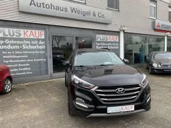 Phantom black / mic Gebraucht 2017 Hyundai Tucson Trend SUV | 15.890 € (Fairer Preis)