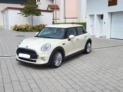 Weiß Gebraucht 2017 Mini Cooper D Kleinwagen | 15.700 € (Fairer Preis)