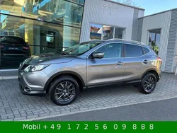 Grey (metallic) Gebraucht 2014 Nissan Qashqai Tekna SUV | 9.999 € (Fairer Preis)