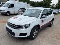 Weiß Gebraucht 2015 VW Tiguan Trendline SUV | 8.300 € (Superpreis)