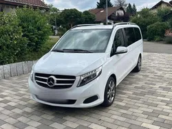 Weiß Gebraucht 2016 Mercedes V250 Van / Kleinbus | 36.999 € (Fairer Preis)