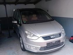 Silber Gebraucht 2014 Ford Galaxy Van / Kleinbus | 10.750 €