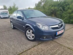 Schwarz Gebraucht 2009 Opel Vectra Limousine | 1.800 € (Guter Preis)