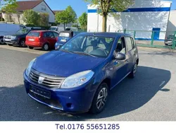 Blau Gebraucht 2009 Dacia Sandero Kleinwagen | 1.799 € (Guter Preis)