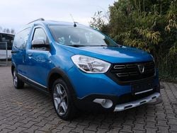Blau Gebraucht 2019 Dacia Dokker Stepway Van / Kleinbus | 11.900 € (Fairer Preis)