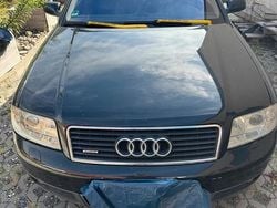 Schwarz Gebraucht 2001 Audi A6 Kombi | 5.000 € (Etwas zu teuer)