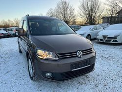 Braun Gebraucht 2015 VW Caddy Maxi Comfortline Van / Kleinbus | 9.999 € (Guter Preis)