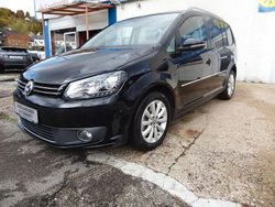 Schwarz Gebraucht 2014 VW Touran Highline Van / Kleinbus | 10.990 € (Fairer Preis)