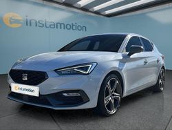 Weiß Gebraucht 2021 Seat Leon FR Kleinwagen | 20.199 € (Fairer Preis)