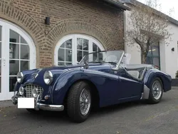 Blau Gebraucht 1957 Triumph TR3 Cabrio | 31.900 €