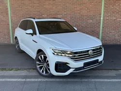 Weiß Gebraucht 2018 VW Touareg R-line SUV | 39.999 € (Teuer)