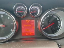 Grau Gebraucht 2011 Opel Zafira Van / Kleinbus | 4.700 € (Fairer Preis)