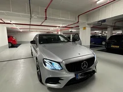 Silber Gebraucht 2019 Mercedes E220 AMG Limousine | 29.200 € (Guter Preis)