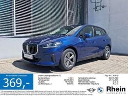 Blau Gebraucht 2024 BMW 218 Active Tourer Van / Kleinbus | 27.970 € (Superpreis)