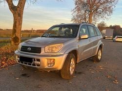 Silber Gebraucht 2002 Toyota RAV4 SUV | 2.900 € (Superpreis)
