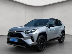 Silber Gebraucht 2024 Toyota RAV4 Hybrid Style SUV | 41.880 € (Fairer Preis)