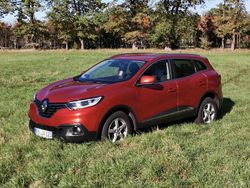 Rot Gebraucht 2015 Renault Kadjar Life SUV | 9.400 € (Guter Preis)