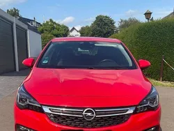Rot Gebraucht 2015 Opel Astra Innovation Limousine | 10.900 € (Fairer Preis)