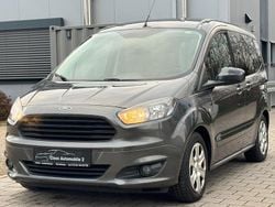 Grau Gebraucht 2018 Ford Tourneo Courier Trend Van / Kleinbus | 10.990 € (Guter Preis)