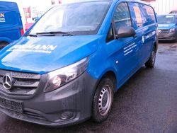 Blau Gebraucht 2018 Mercedes Vito Van / Kleinbus | 13.388 € (Superpreis)