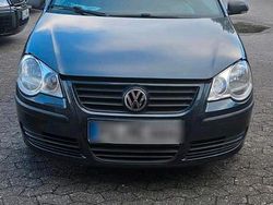 Grau Gebraucht 2008 VW Polo Kleinwagen | 800 € (Guter Preis)