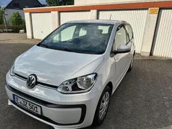 Weiß Gebraucht 2018 VW up! Kleinwagen | 5.250 € (Guter Preis)