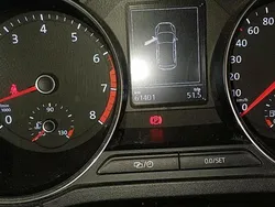 Rot Gebraucht 2014 VW Polo Cross Kleinwagen | 14.850 €