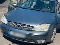 Blau Gebraucht 2001 Ford Mondeo Limousine | 1.950 € (Fairer Preis)