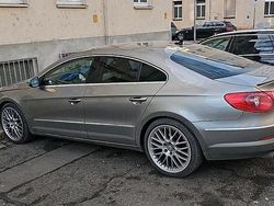 Gold Gebraucht 2016 VW Passat Coupé | 6.000 €