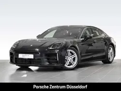 Porsche Panamera 4