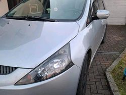 Silber Gebraucht 2004 Mitsubishi Grandis Invite Van / Kleinbus | 1.100 € (Guter Preis)