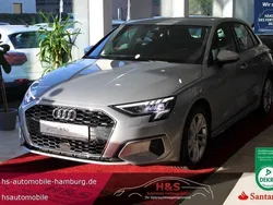 Silber Gebraucht 2023 Audi A3 Sportback Sport Kombi | 25.900 € (Superpreis)