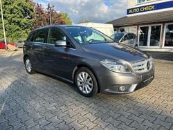 Grau Gebraucht 2012 Mercedes B180 Van / Kleinbus | 6.900 € (Guter Preis)