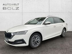 Weiss Gebraucht 2023 Skoda Octavia Tour Kombi | 16.990 € (Guter Preis)