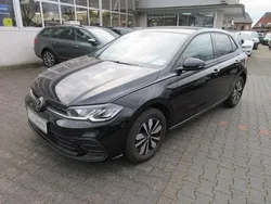 Deep black perleffekt Gebraucht 2024 VW Polo Move Limousine | 18.788 € (Fairer Preis)