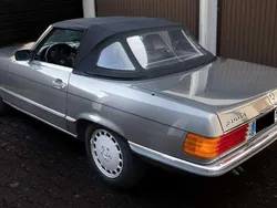 Silber Gebraucht 1986 Mercedes SL300 Cabrio | 38.900 €