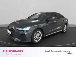 Grau Gebraucht 2024 Audi A3 S-Line Limousine | 35.490 € (Guter Preis)