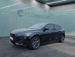 Schwarz Gebraucht 2024 Ford Focus Limousine | 26.149 € (Guter Preis)