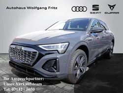 Grau Gebraucht 2024 Audi Q8 e-tron S-Line SUV | 51.830 € (Guter Preis)